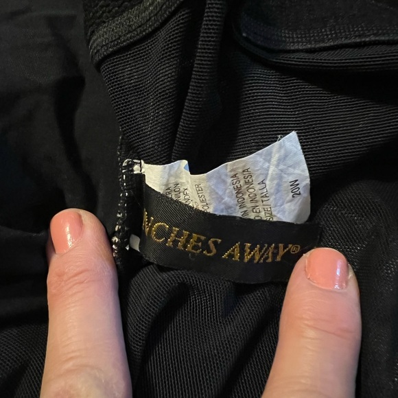 EUC Inches Away one piece bathing suit. Size 20W. - Picture 6 of 6